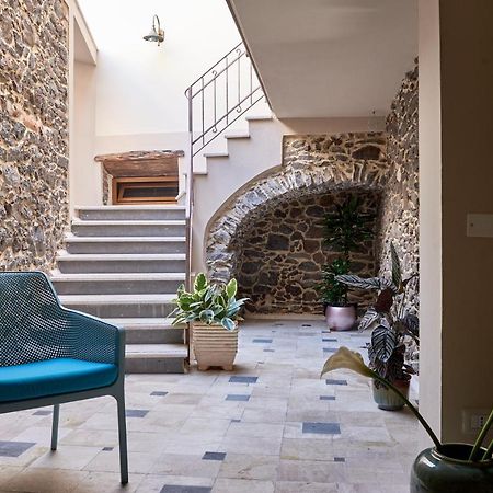 Casa Masuri, Nel Cuore Di Dorgali Exterior foto